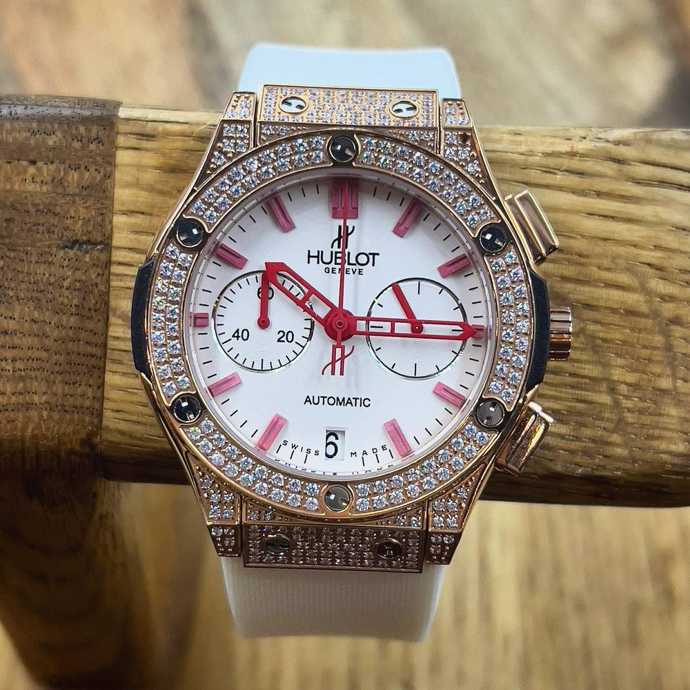 Часы Hublot