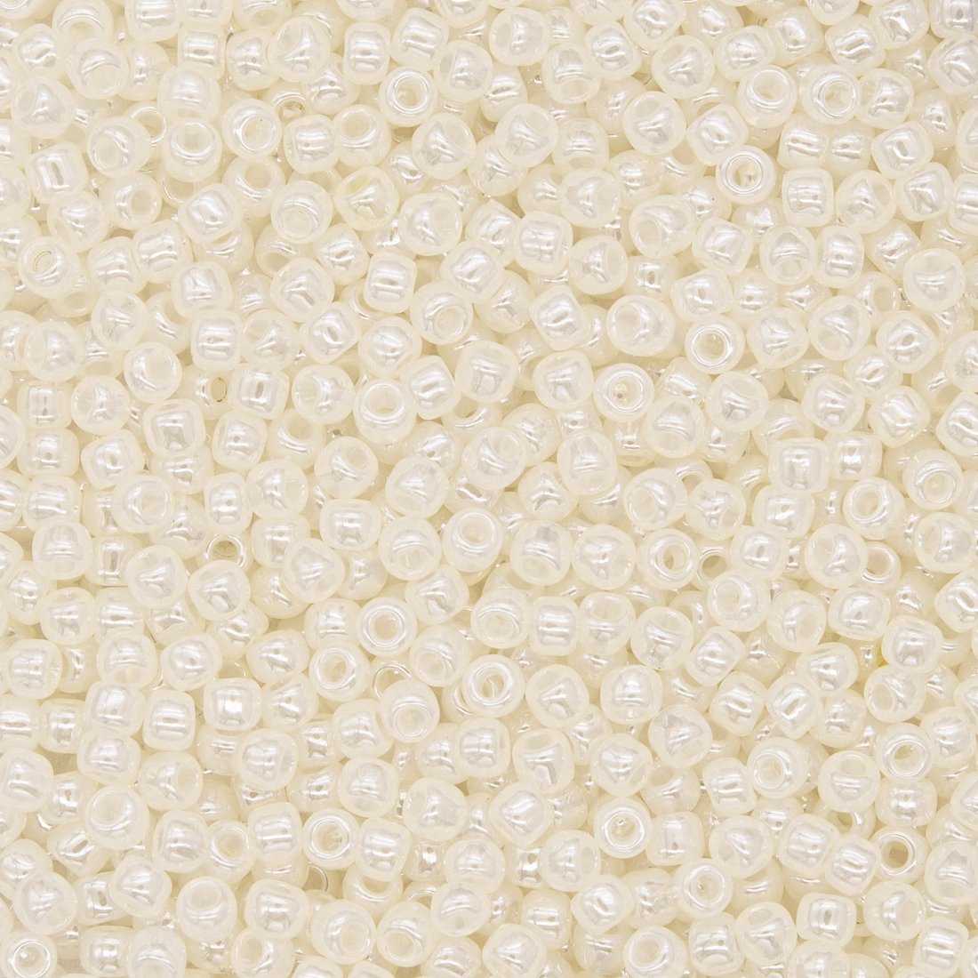 Японский бисер TOHO Round 11/0 (№663), жемчужный глянцевый