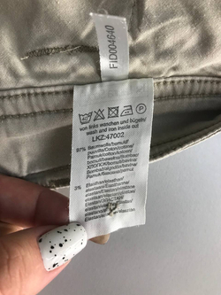 Юбка Laura Scott светлого оттенка, визуально 44 размер