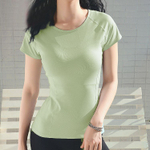 Спортивная женская футболка с сетчатой вставкой на спине