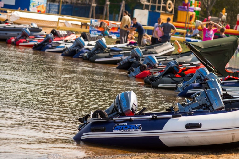 Лодка ПВХ STORMLINE Adventure Standard 400