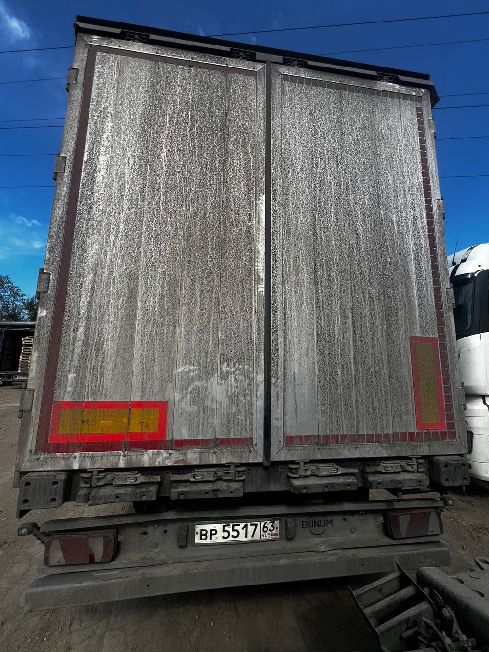 BONUM 9142* Полуприцеп шторный 914296-04 (длина 13,62 м.)
