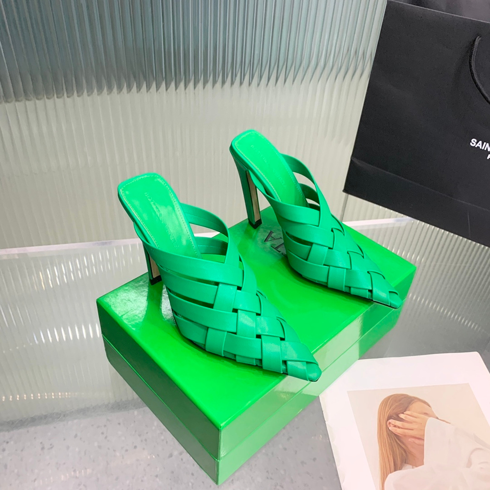 Bottega Veneta Alfie Mule
