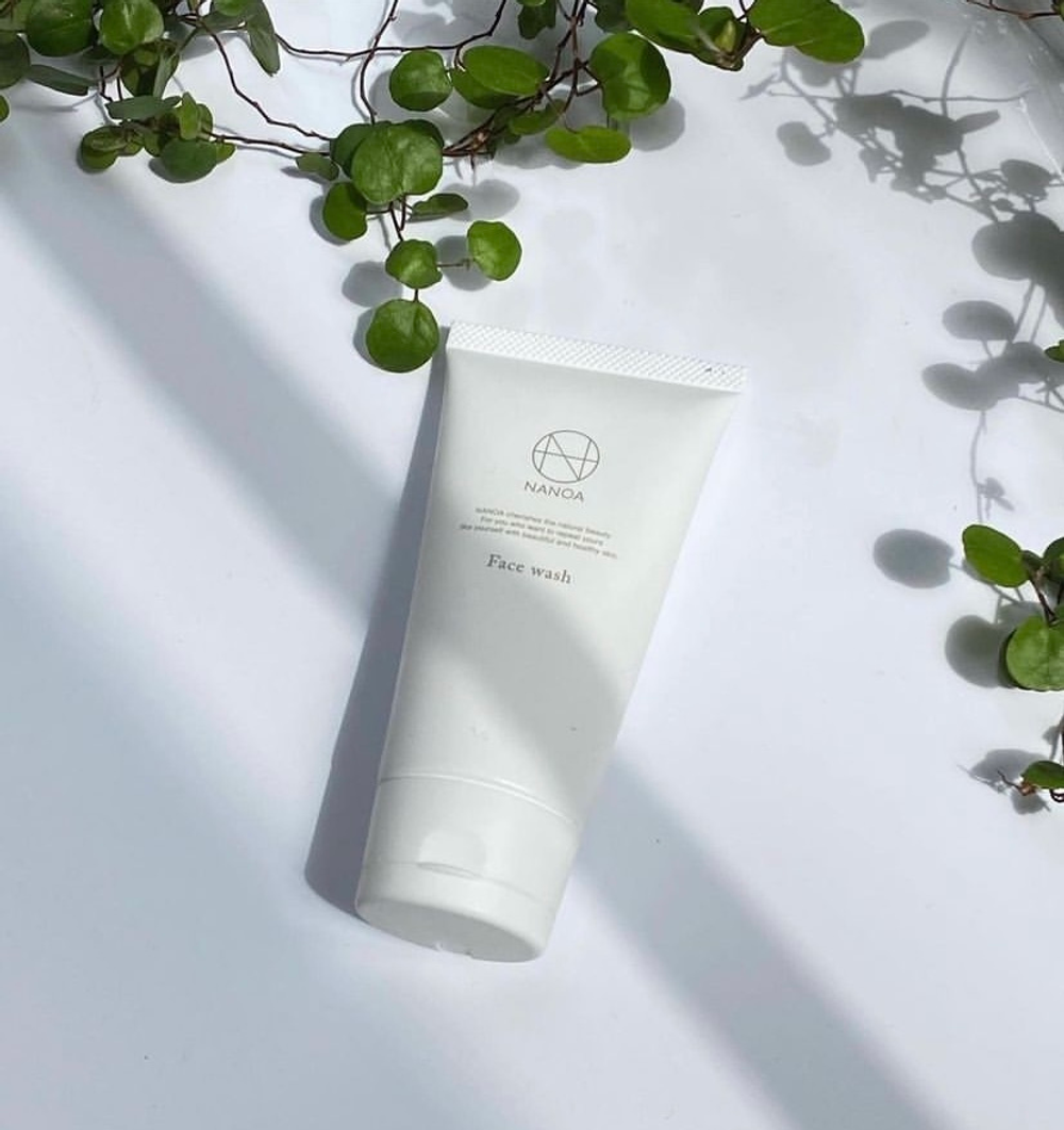 Омолаживающая пенка для умывания со стволовыми клетками и экстрактом плаценты NANOA Face Wash