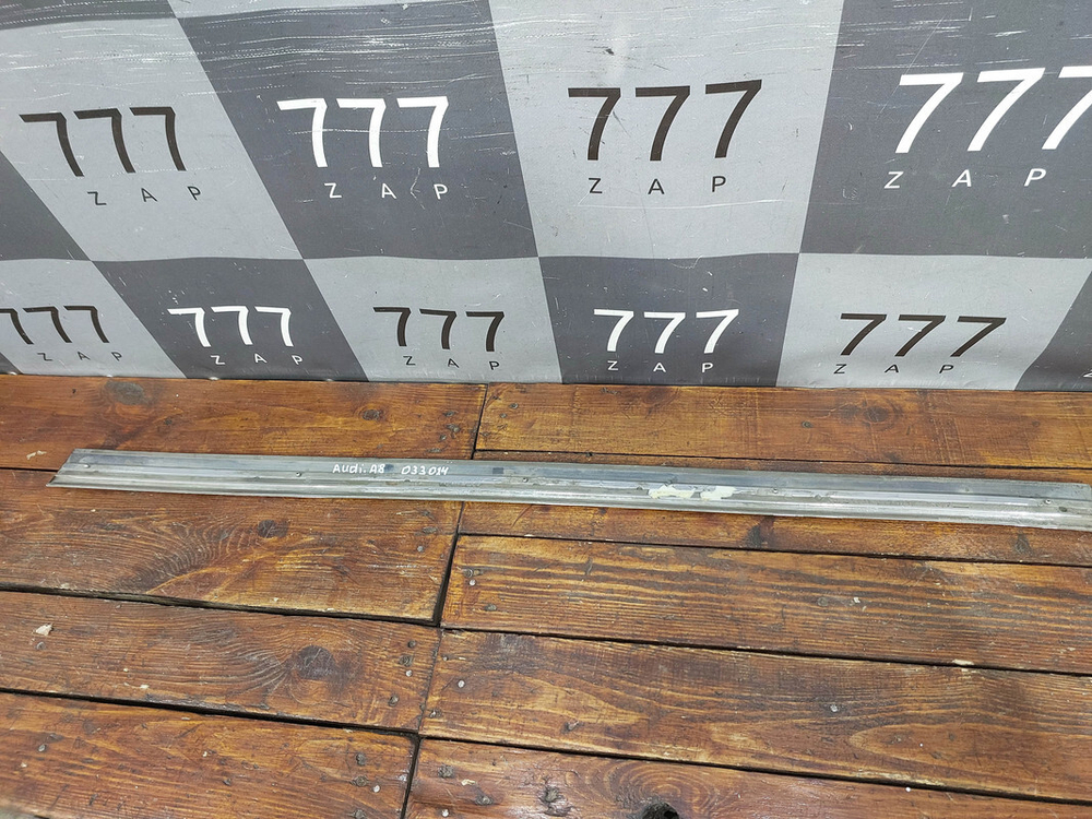 Молдинг двери передней правой Audi A8 (D3) 02-10 Б/У Оригинал 4E0853954C