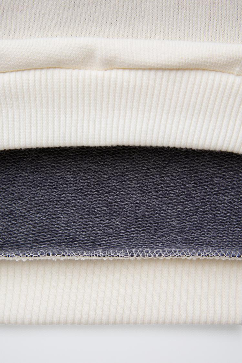 ZARA ТОЛСТОВКА С ПРИНТОМ LOS ANGELES LAKERS NBA ©, ЭКРЮ/ТЕМНО-СИНИЙ