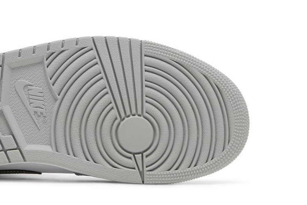 Кроссовки Jordan Air Jordan 1 Mid "Light Smoke Grey"