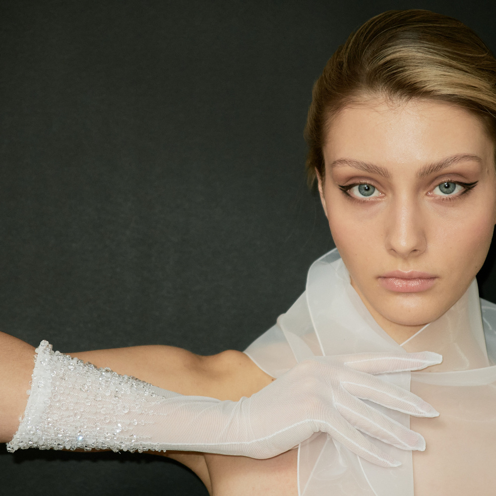 Перчатки средник с декором