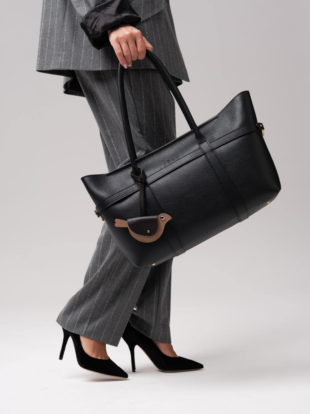 Женская кожаная сумка DBR 31229 черный