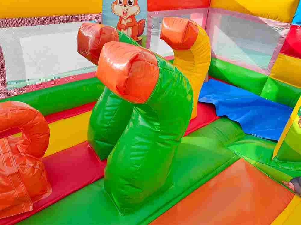 Коммерческий надувной батут «Царство зверей 2», 5x5x2.8 м.