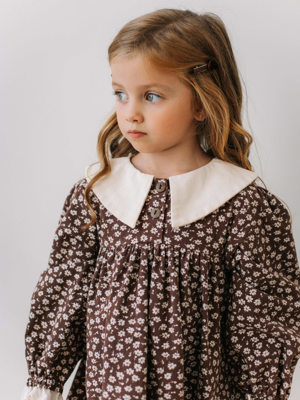 Платье с воротником в цветочек, Коричневый
