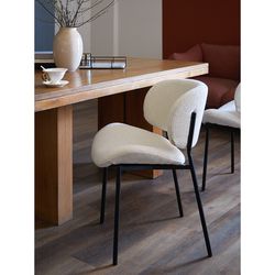 Стул Embrace, букле, молочный