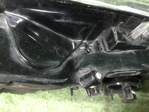 Битая Фара правая Toyota Camry xv70 (20-нв) LED