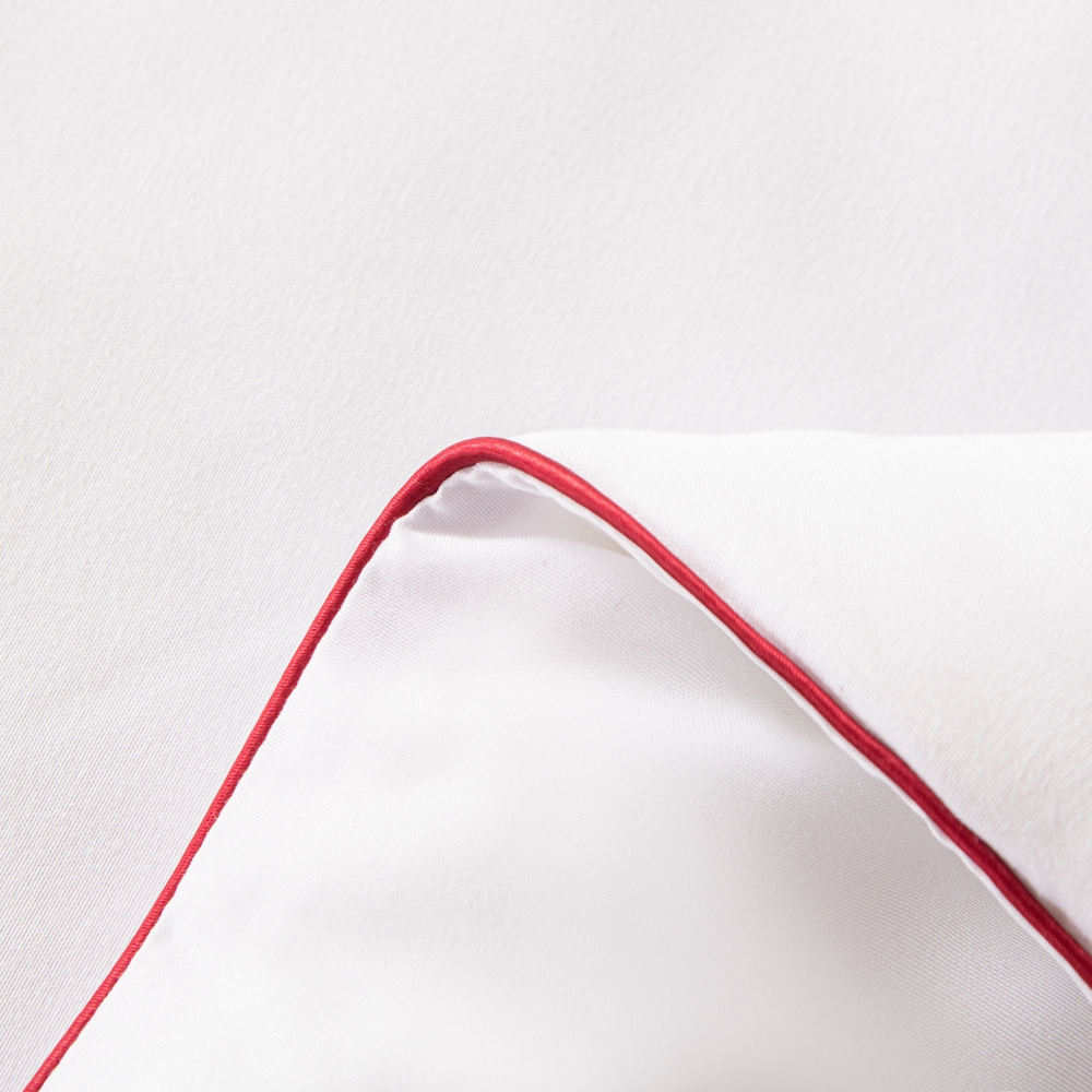 Одеяло SM Всесезонное SM001 красный кант 180*215 см