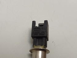 WLF24271CE/02 кт31 Датчик температуры для стиральной машины Bosch Siemens (NTC-Sensor 5.4k-6.5kOhm) б/у