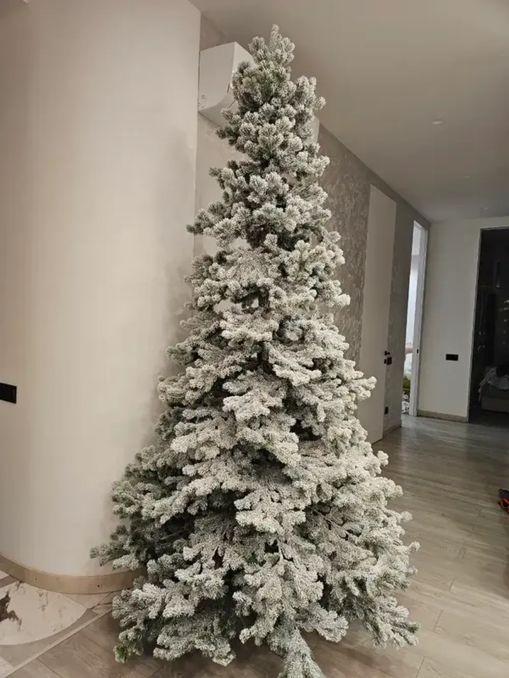 Заснеженная ель «Кадриль» (Литая хвоя) 120 см / 1,2 м