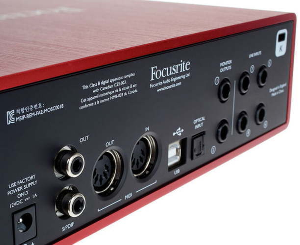 FOCUSRITE Scarlett 18i8 2nd Gen USB аудио интерфейс, 18 входов/8 выходов.