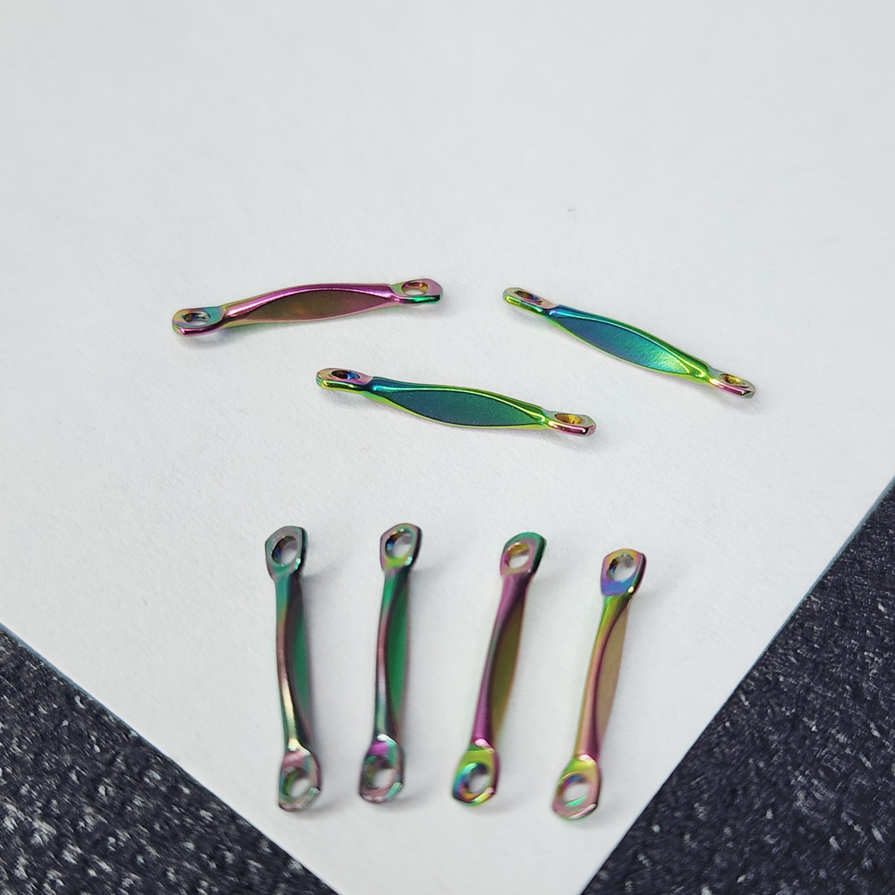 Коннектор, сталь, титановое покрытие, красивая форма, р-р 13×2.5 мм, штучно