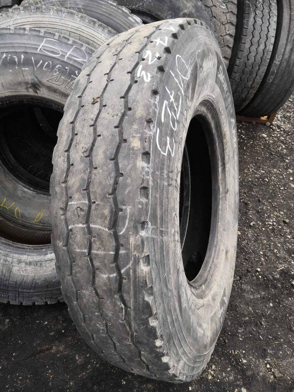 325/95R24 Hankook AM06 шина б/у