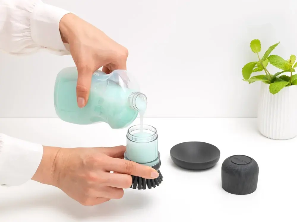 Brabantia Щетка с дозатором