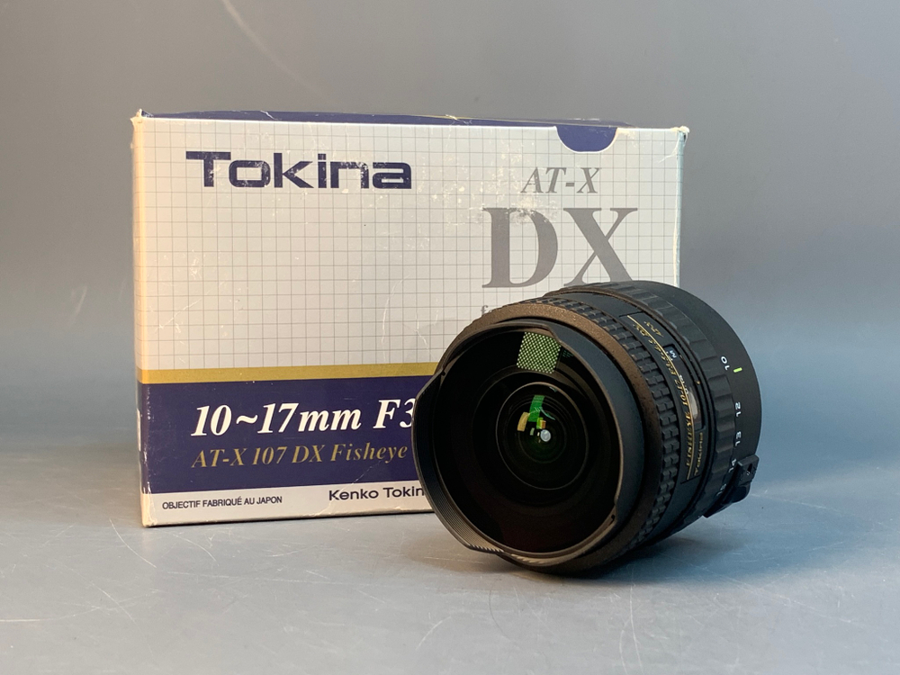 Tokina AT-X 10-17mm f/3.5-4.5 (AT-X 107) AF DX Fisheye Canon EF