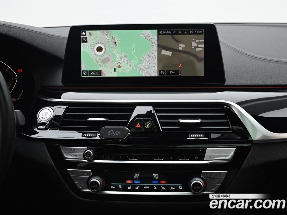 BMW 5 Series (G30) 520d xDrive M Sports Plus (03.2020)