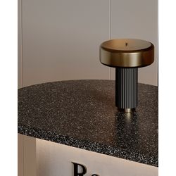 Лампа настольная Stone, Ø27х35 см, черная/золотистая