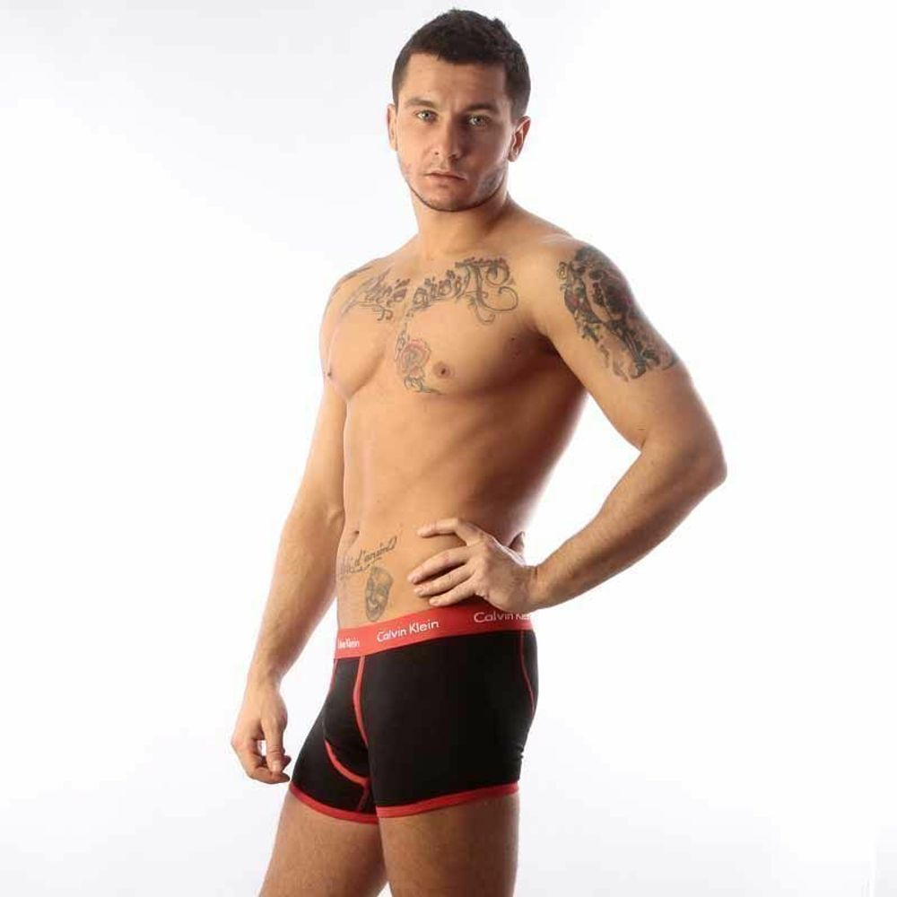 Мужские трусы боксеры Calvin Klein 365 Black Red