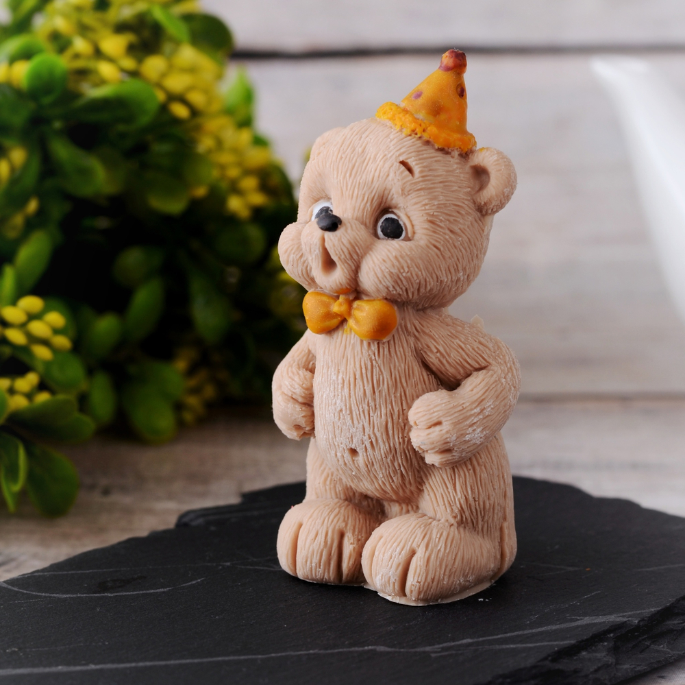 Фигурка на торт "Мишка задувака"