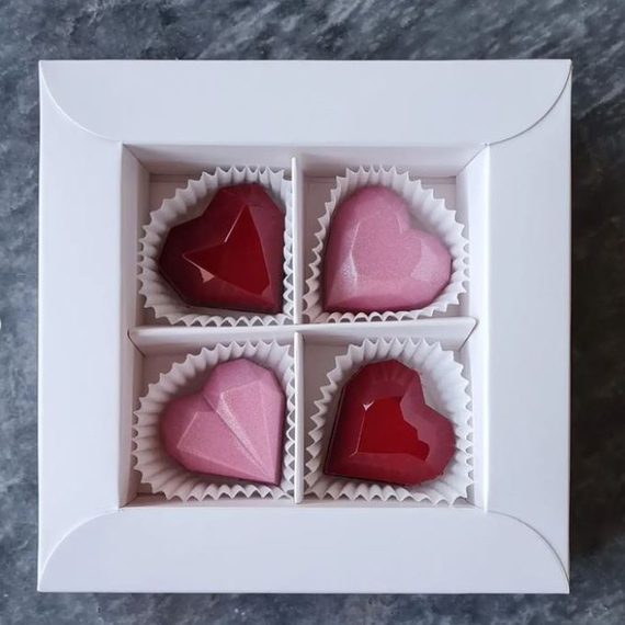 813 | Форма для шоколадных конфет &quot;Сердца и грани&quot; (275*175 мм)