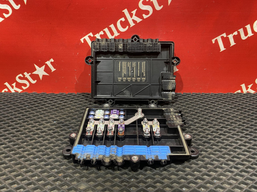 Блок силовых предохранителей 2023 г.