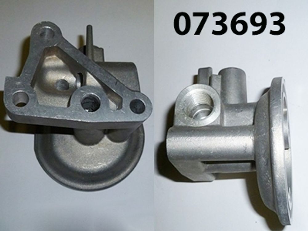 Кронштейн фильтра масляного KM376/Oil filter bracket