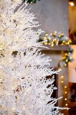 Искусственная белая елка с гирляндой встроенной «Normandia» Нормандия (коралловые ветки) от 2,1 м до 2,4 м