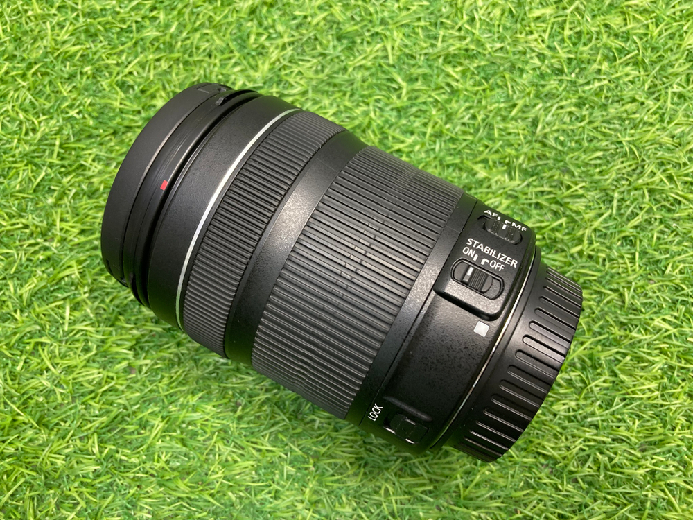 Canon EF-S 18-135mm 3.5-5.6 IS STM
