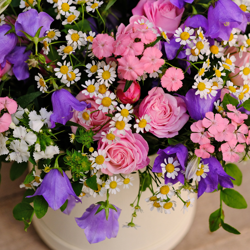 Купить Композиция летняя #72 в шляпной коробке