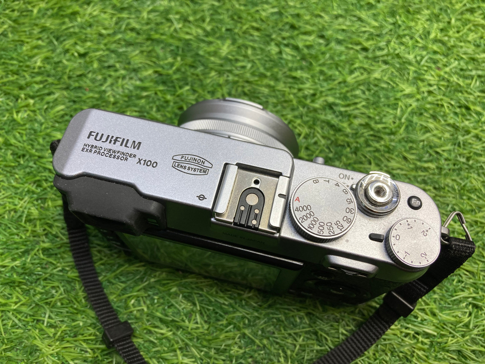 FujiFilm FinePix X100