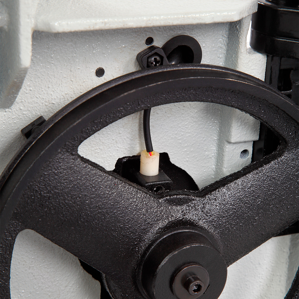 Ленточная пила по металлу Belmash MBS-450VS