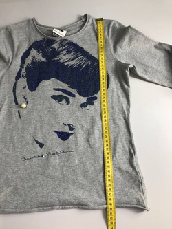 Свитшот Mash Kiss модный, на 10 лет