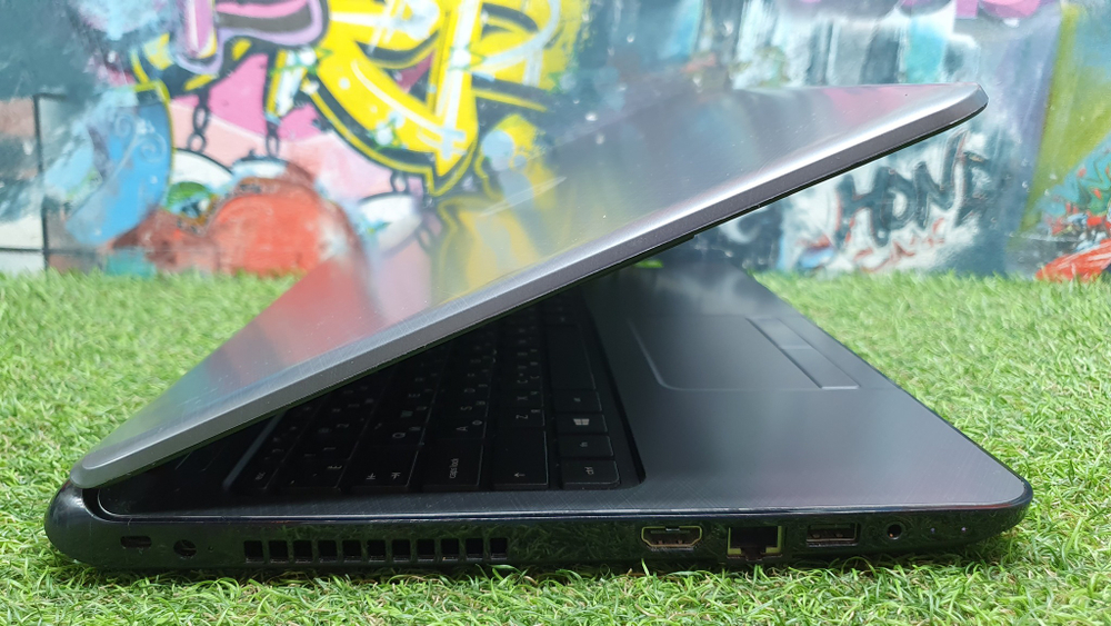 Ноутбук HP i3/4 Gb/820M 2 Gb