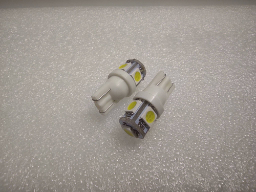 W5W / Светодиодная лампа W5W, 5 диодов, белый (за 1 шт.)