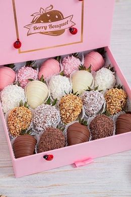 🍓 Клубника в шоколаде в шляпной коробке 🍓 - купить клубничный букет с ...