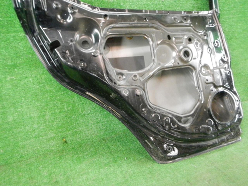 Дверь задняя левая Lexus IS 2 (2005-2013)