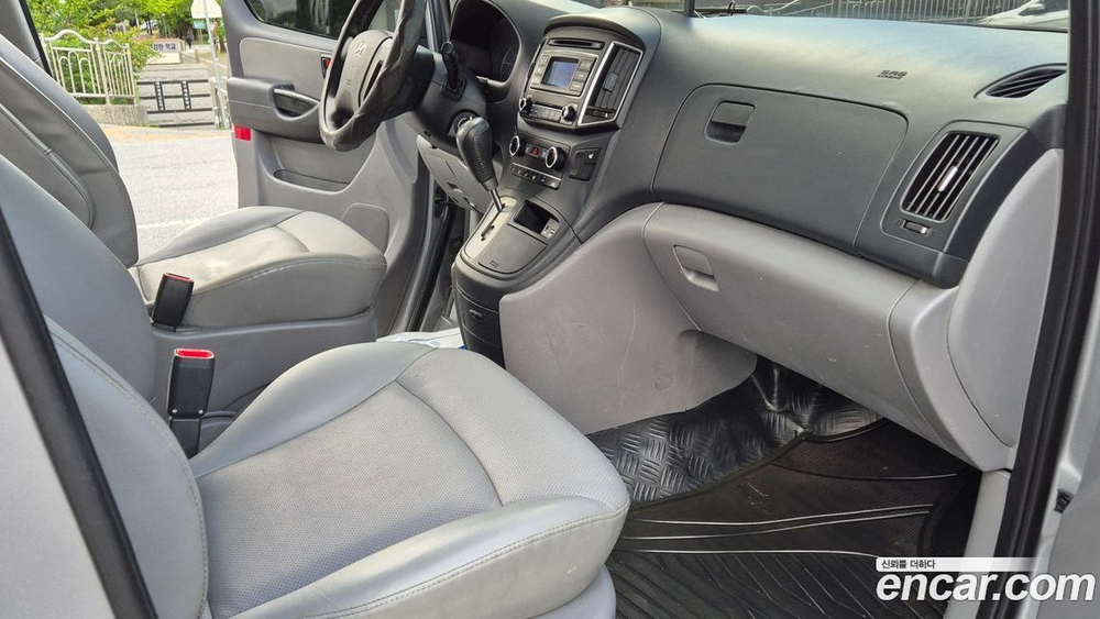 Hyundai The New Grand Starex Van 5인승 (12.2019)