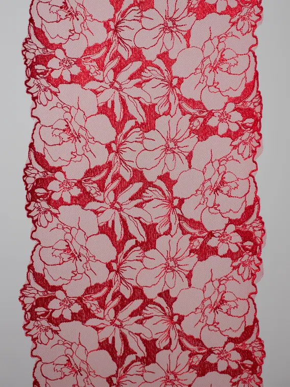 05-98 Вышивка на неэл. сетке 23 см, красный