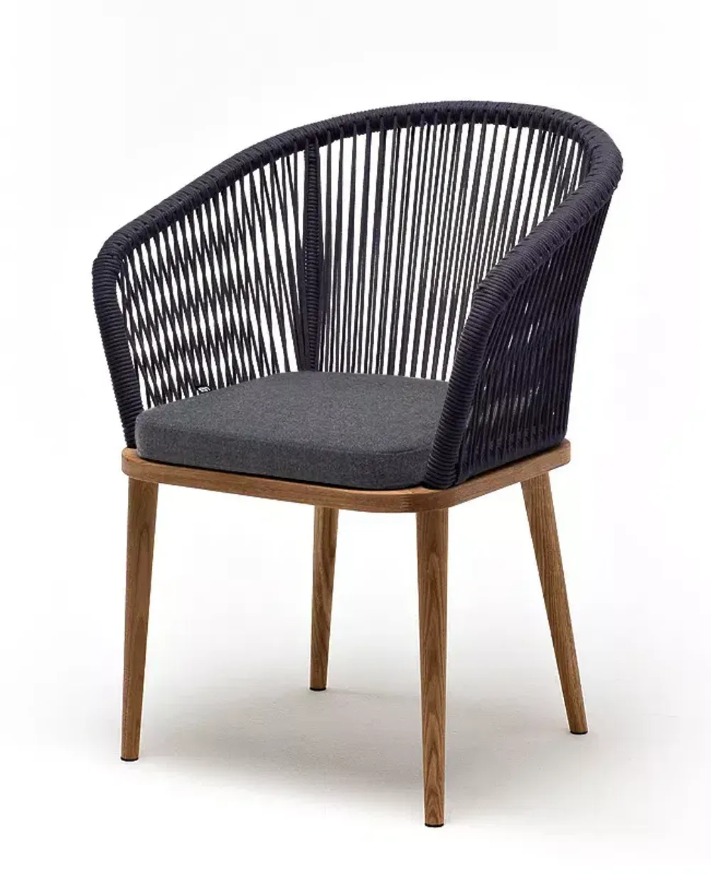 "Марсель" стул плетеный из роупа, основание дуб, роуп темно-серый круглый, ткань темно-серая 027