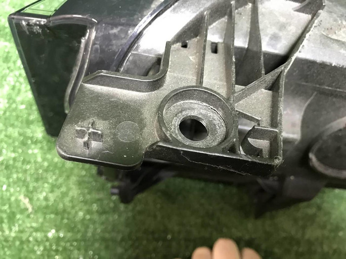 Битая Фара правая Geely Monjaro (2021-н.в.) LED