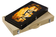 Нарды "Нефть-черное золото" из янтаря и мореного дуба в кейсе