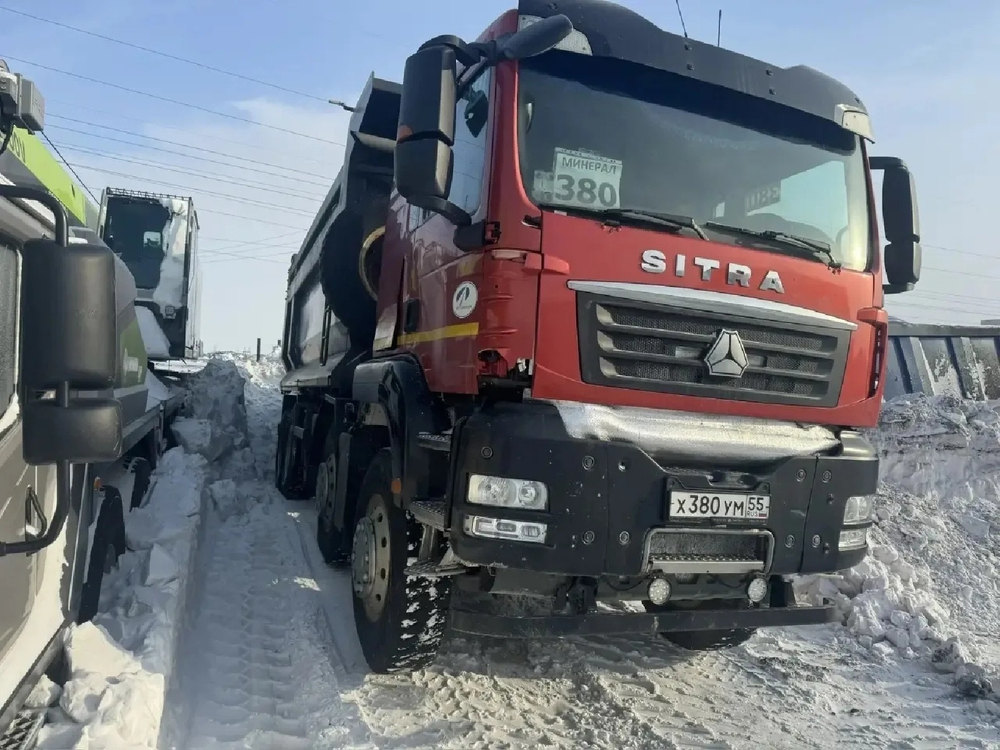 SITRAK C7H 8x4 Самосвал ZZ3316V306ME (Дизельный, 12,4 л, 480 л.с., МТ)