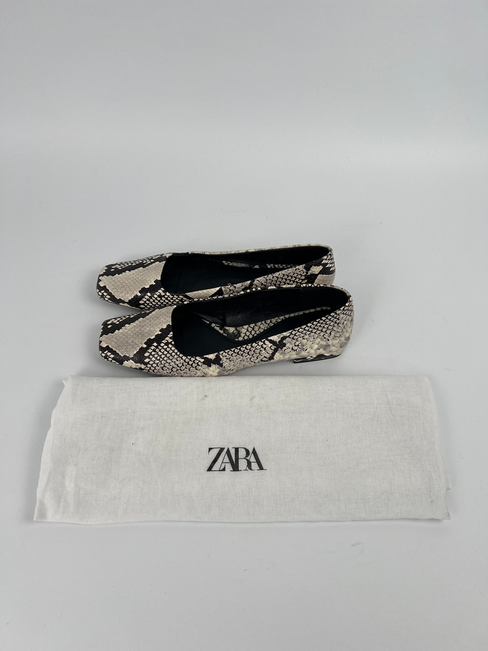 Балетки Zara