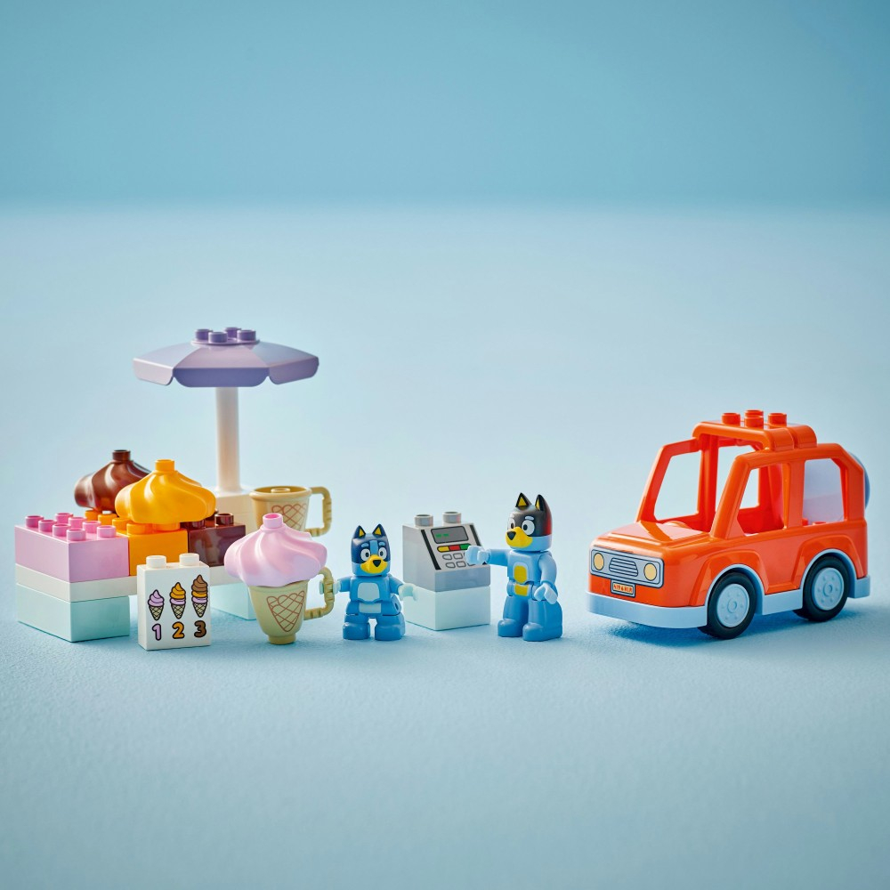 LEGO DUPLO Bluey - Прогулка за мороженным с Блуи 10458